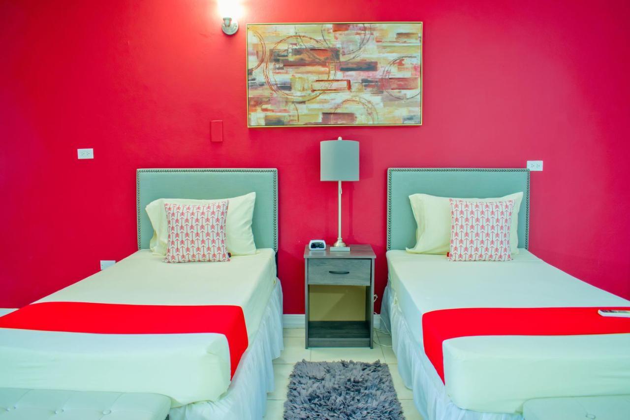 Donhead New Kingston Apt 5 Экстерьер фото