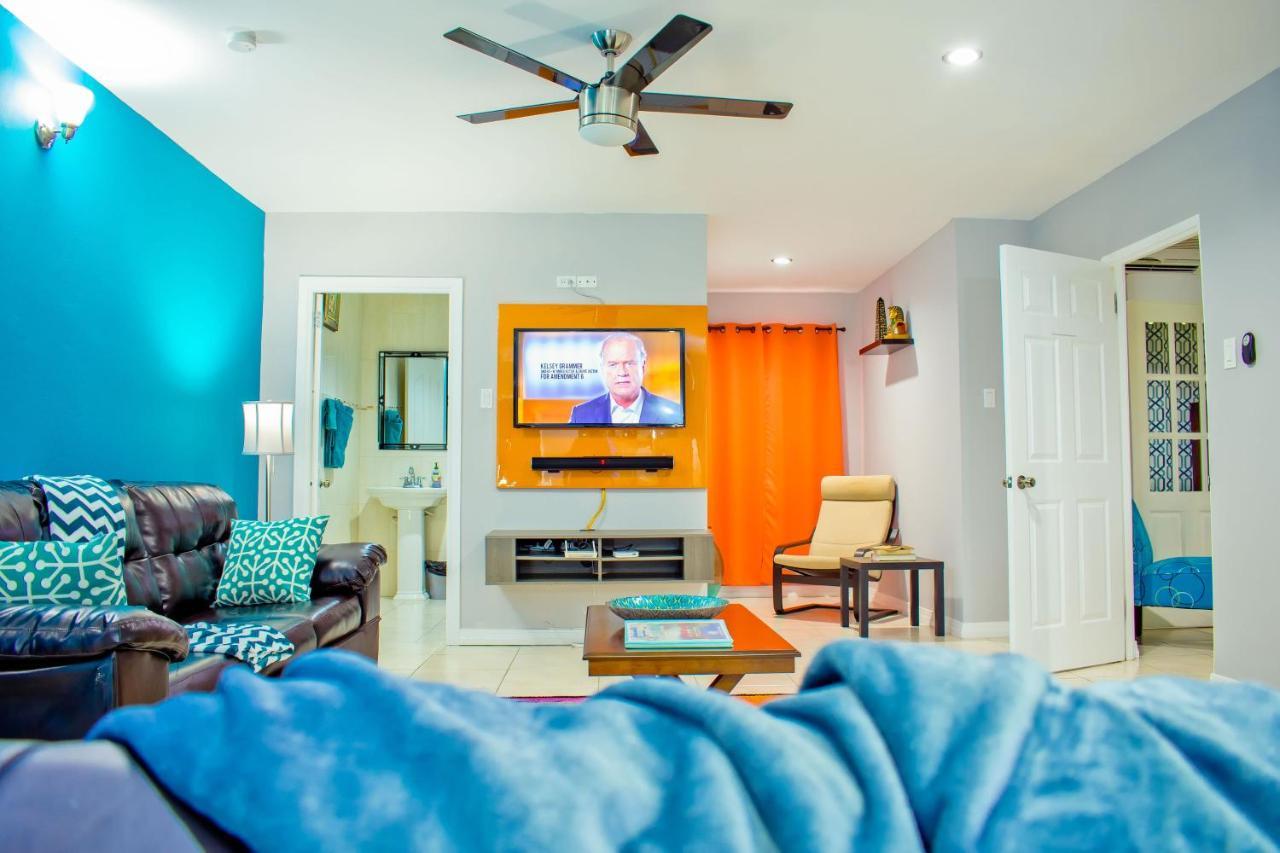 Donhead New Kingston Apt 5 Экстерьер фото